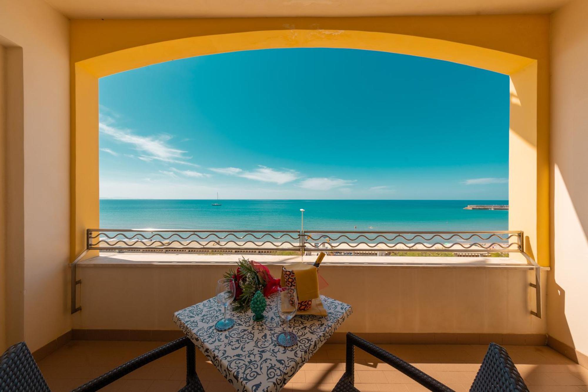 Hotel Riva Del Sole Чефалу Екстер'єр фото